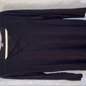 Gently worn black long sleeve tunic size large by Old Navy